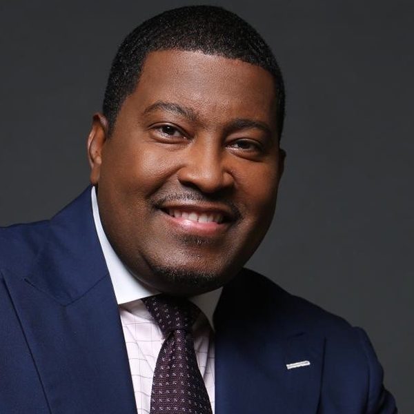 EDeweySmith_600x600